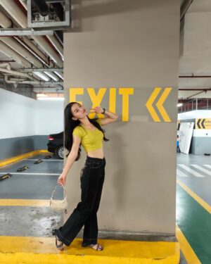 Khin Wint Wah Instagram - 💛