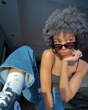 Khosi Ngema Instagram - messin around in my chucks🤸🏾‍♀️

@converse.za