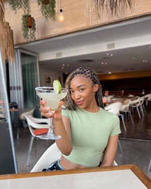Khosi Ngema Instagram - señorita and a margarita lol 🤭🍋

Hair by @godfreyazwi_vidal