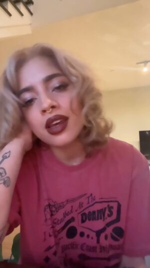 Kiana Ledé Instagram - Not perfect but a lot of fun😂🥰