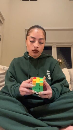 Kiana Ledé Instagram - Now I know what to say in interviews when they ask me what my hidden talent is😂