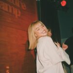 Kiana Ledé Instagram - Me rn bc I have a huge announcement 📣cummin soon🖤