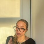 Kiana Ledé Instagram - Why do I insist on singing every part in a song? lol