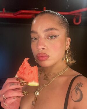 Kiana Ledé Instagram - 🥰