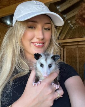 Kiera Bridget Instagram - GAHHH HE FINALLY PULLED UP EPIC VICTORY ROYALE MOMENT 🫦 @theurbanrescueranch ily I took the possum home with me TSA didn’t find it