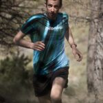Kilian Jornet Instagram - One of the questions I often get is: what can I do to become a better trail runner? Today, as I finished my workout, I decided to share with you four simple tips: 1- Always start with the why: why do I want to train? The goals and priorities for someone who just wants to enjoy training are different from those of a professional athlete. 2- Focus on the base of training: volume and different intensities. 3- Focus on being healthy: manage your daily energy, eat well, and rest more! 4- The most important of all: go out into nature, stress-free, and have fun. If today I had to start from “zero,” these would be the four pillars I would consider. Happy weekend everyone.