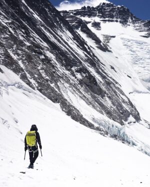 Kilian Jornet Instagram - Exercising at high altitude is very demanding. To understand what are the adaptations and responses of being exposed to high altitudes to better adapt in the future and to know more precisely how our body works has been always one of the main motivations of training and exercising for me. In the recent expedition in Himalaya I could collect some physiological and metabolic data during the different climbs. Now it’s just a bunch of numbers but hopefully in some time we are able to organize and interpret all that and know a bit more. 

@phymolab 
📸 @bertranddelapierre