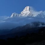 Kilian Jornet Instagram - A great 2 day trip. Two days ago @tinaemelie and I started to run from Namche, at Tengboche she turned to do a longer run and I continued to Everest Base Camp. Yesterday I went up to above Camp 2, at 6600m and then ran back to Namche. For the small story, my duffel bag hadn’t arrived so yesterday’s trip was without food, a good hypoxia fatOx syimuli 😅 For all the trip I used the same shoes, I putted a carbon insole in my Tomir’s boots to have the crampons, and removed it for the run back. One of the things it annoys me the most on expeditions is that often we need to bring a lot of gear, and trying to have more versatile gear, to have less and use more.