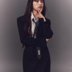 Kim Bo-ra Instagram - 🦦.. Photographer. @hongseongjip_ Stylist. @r.soll_office Art Director. @heizy.lim Makeup. @habibi.s2 Hair. @ddorony