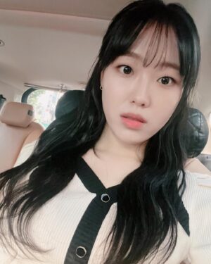 Kim Bo-yoon Thumbnail - 59.9K Likes - Top Liked Instagram Posts and Photos