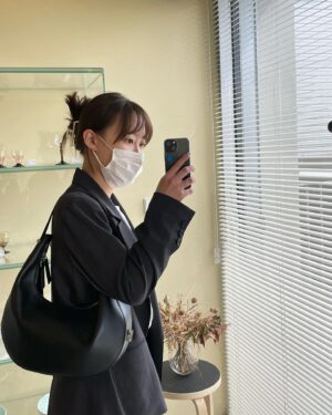 Kim Bo-yoon Thumbnail - 108K Likes - Most Liked Instagram Photos