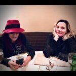 Kim Cattrall Instagram - Me and @patriciafield A dear friend & confidant.