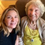Kim Cattrall Instagram - Happy 93rd Birthday Mum! 🎂 You’ve seen it all and we’re lucky to still have you with us. ❤️