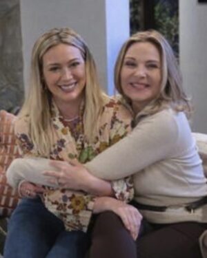 Kim Cattrall Instagram - A joy to work with @hilaryduff @iaptaker @bergernight #pamelafryman and all the terrific cast and crew on #howimetyourfather