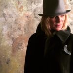 Kim Cattrall Instagram - As night descends this Halloween remember to be safe and stay safe. #Halloween2022 #CountessCattrallula