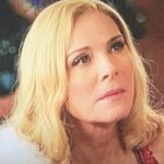 Kim Cattrall Instagram - This @filthyrichfox bi*ch ain’t going down without a fight! Now streaming on @hulu