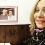 Kim Cattrall Instagram - Dining in Rome with a delicious cacio e pepe finished in a wheel of pecorino.. #buonappetito