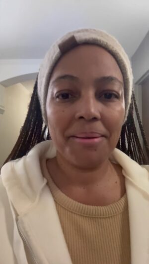 Kim Fields Instagram - Mom surprised me with her guest…LOOK WHO I’M RETREATING WITH…
GramFam, theres a ton to unpack & share from the phenomenal inaugural Refresh Retreat, starting w/getting the OMG moment of the year from my sis who surprised me. 
✨✨✨✨✨✨
#MommaChip @alexisfieldspix #family #threethehardway #refreshretreat2023 #refresh #wellness #refreshretreatbykf #refreshretreatbykf2023