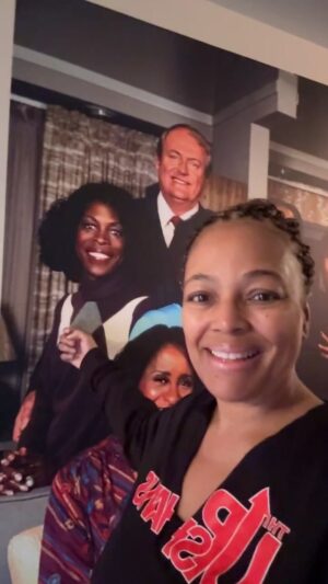 Kim Fields Instagram - Because of Norman Lear…
♥️🙌🏽♥️✨✨
#normanlear @thenormanlear

#theupshaws @netflix @netflixisajoke @strongblacklead #thejeffersons #goodtimes #whatshappenin #sanfordandson #quincyjones