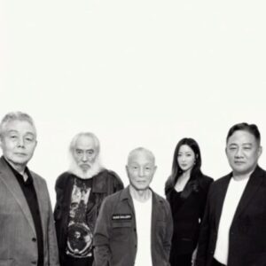 Kim Hee-seon Instagram - 콘텐츠 디렉터 김희선이 소개하는 첫번째 아트 프로젝트

데뷔 30 년을 맞이하여 
새로운 도전을 공개하고자 합니다. 

2년이란 시간을 준비하여
배우 김희선이 아닌 콘텐츠 디렉터
김희선 ( E : PLE ) 으로 

< ATO ; 아름다운 선물 展 > 을
22일 여러분들께 공개 합니다. 

 데뷔 30 년을 맞이하여 
새로운 도전을 공개하고자 합니다. 

현대 미술 거장 여섯분과 
아름답고 행복함을 선물 할 수 있는
130 여개 다양한 장르의 작품 

@h.art.ent
@ent.hinge

📍 일정 : 
2023년 9월 22일부터 
~ 10월 15일까지

📍 장소 : 
더여의도 현대 6 층 ALT. 1

📍 참여작가 : 
#박서보 #이우환 #박석원 
#김강용 #강형구 #이이남 

이번 전시는 여러분들에게 특별한
선물이 되었으면 합니다. 

#미술 #전시 #ATO #아름다운선물 #김희선 #더현대 #hinge_entertainment #h.art.ent #ATO #아름다운선물展 #초대전시 #무료전시