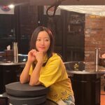 Kim Hee-seon Instagram - 오늘 우리 밥 한잔해요🍚🥂 장소는 tvN, 시간은 저녁 8시 40분 기다릴게요, 이따 만나요❤️