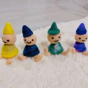 Kim Hyang-gi Instagram - 걱정인형생겼다 호로롤ㄹㄹ
