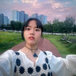 Kim Hyang-gi Instagram – 👁️
The fluffy sunset

고흐와굽어보기