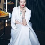 Kim Hye-soo Instagram - @dolcegabbana @ojaerocks @stylist_boo @hyez_23 @m_up_sseong @taeyang_artistaeyang @vouge_official