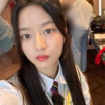Kim Hyun-soo Instagram - 아형학교로 전학왔어yo😎
