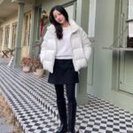 Kim Hyun-soo Instagram - 디스커버리와 함께 따듯한 겨울❄️✨ #디스커버리 #디스커버리크롭패딩 #디스커버리여성패딩 #디스커버리올리브숏패딩 #광고