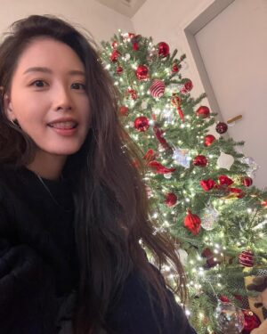 Kim Jae-kyung Thumbnail - 9K Likes - Top Liked Instagram Posts and Photos