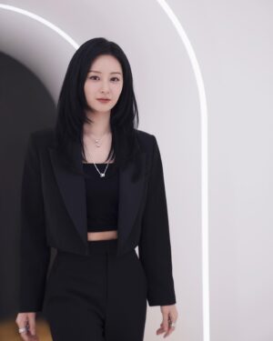 Kim Ji-won Instagram - #bulgari #불가리 #불가리스튜디오 #Bzero1 ✨