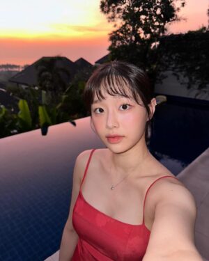 Kim Ji-woo Instagram - 