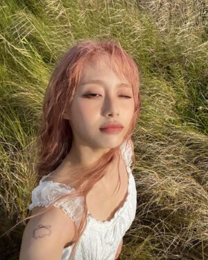 Kim Ji-woo Instagram - 🫧