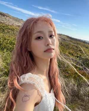 Kim Ji-woo Instagram - 🫧