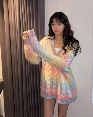 Kim Ji-woo Instagram - Want to sleep🫧