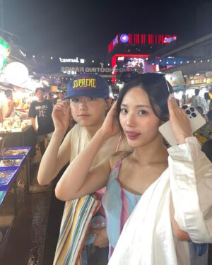 Kim Ji-woo Instagram - 