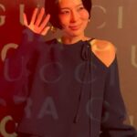 Kim Na-young Instagram - 구찌의 2024 봄-여름 앙코라 컬렉션 런칭 기념 파티에 다녀왔어요. 새로운 디렉터와 함께 하는 구찌 진짜 완전 사랑해요. ♥️🖤🍾🪩 #GucciAncora #GuvciSS24