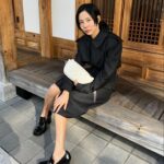Kim Na-young Instagram – 어제는 버버리 SS24 컬렉션 프리젠테이션에 다녀왔지요👜🐻
#burberry #버버리