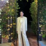 Kim Na-young Instagram - LA 에서 입은 옷들 모음 ✨ (근데 왜 저는 사진 10장밖에 안올라가죠?)