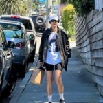 Kim Na-young Instagram – LA 에서 입은 옷들 모음 ✨
(근데 왜 저는 사진 10장밖에 안올라가죠?)
