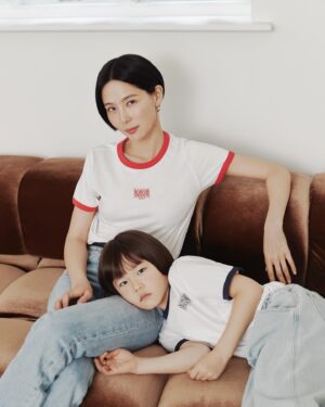 Kim Na-young Instagram - B컷, 아... 신우 내 눈엔 제임스딘🩵 
사진은 장덕화 만세!