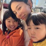 Kim Na-young Instagram - 1.건강하게 여행 잘 마무리 했습니다.🖤 2.신우야, 발끝을 사진끝에 맞춰 3.신우가 찍어준 사진 4.신우와 나 5.6 마지막 공항 가는 날 선물같은 길을 만남 7.기름진 음식 많이 먹으니까 팻다운 8.이준이 닮은 바다사자 9. 딸엄마인척 남의 딸이랑 셀카 👧
