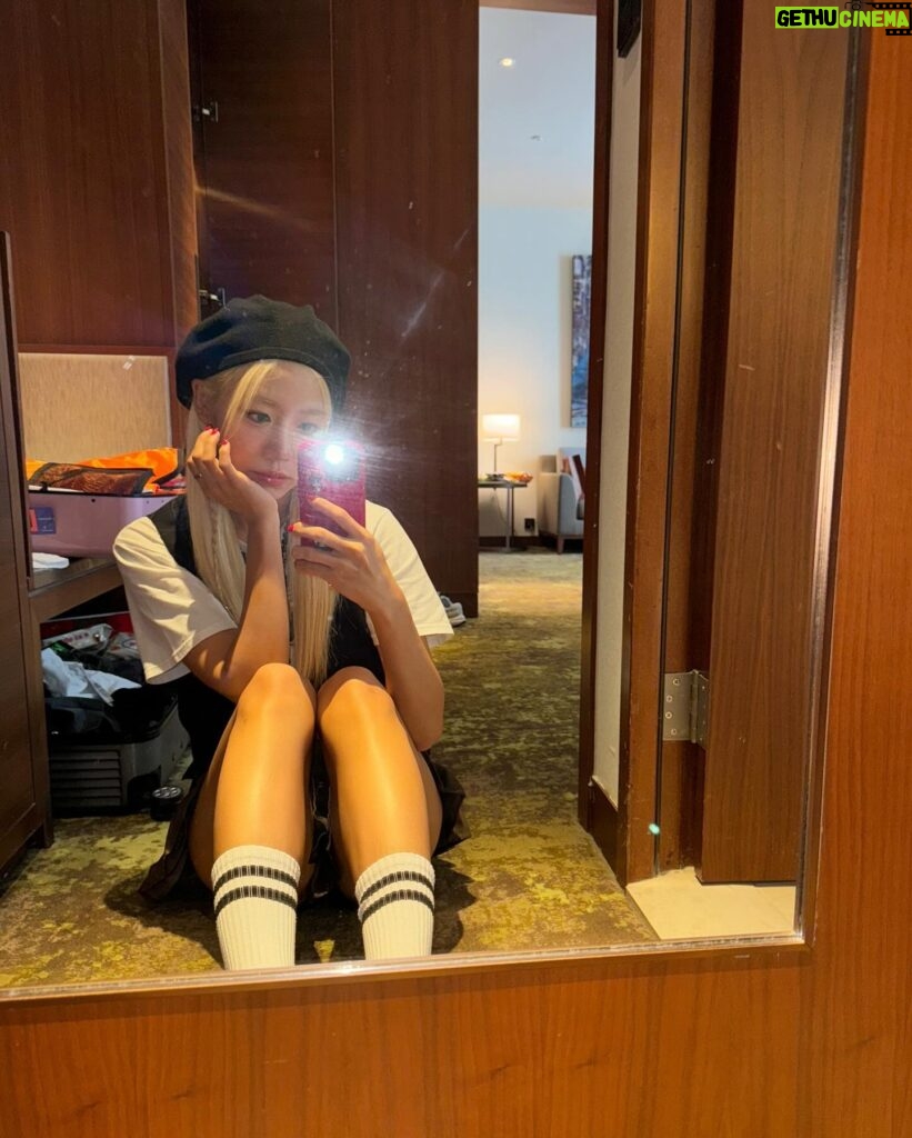 Kim Nam-joo Instagram - Taiwan Selfie 🖤