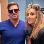 Kim Raver Instagram - It’s a beautiful day to save lives! Tune in tomorrow for a brand new episode of #GreysAnatomy!