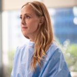 Kim Raver Instagram - That’s what friends are for 🤣 Tune in tonight for a brand new episode of #GreysAnatomy to see Richard & Link help Teddy get back in the game!