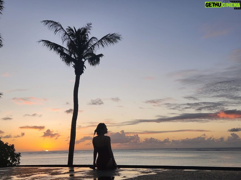 Kim Se-jeong Instagram - 이번에는 괌🏖️