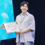 Kim Seon-ho Instagram - 올해 생일은 여러분과 함께해서 더 기억에 많이 남을 것 같아요!!! 같이 웃었던 시간들, 축하와 응원, 불러주신 노래 모두 오래오래 소중하게 간직하겠습니다. 진심으로 고맙습니다 :)