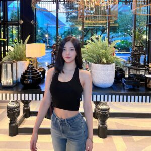 Kim So-hee Thumbnail - 170.9K Likes - Most Liked Instagram Photos