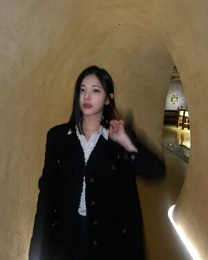 Kim So-hee Thumbnail - 159.8K Likes - Top Liked Instagram Posts and Photos